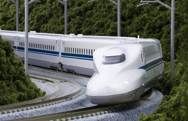 Tranh luận về hai phương án đường sắt cao tốc ‘chênh nhau 32 tỷ USD’